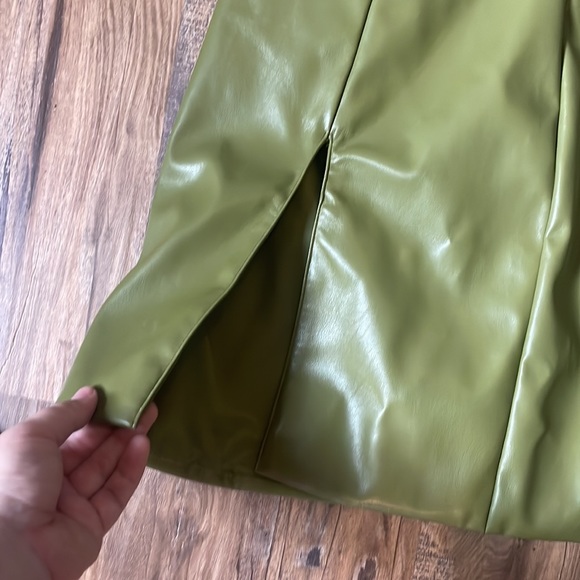 Nasty Gal Olive Green Leather Skirt - Picture 2 of 2